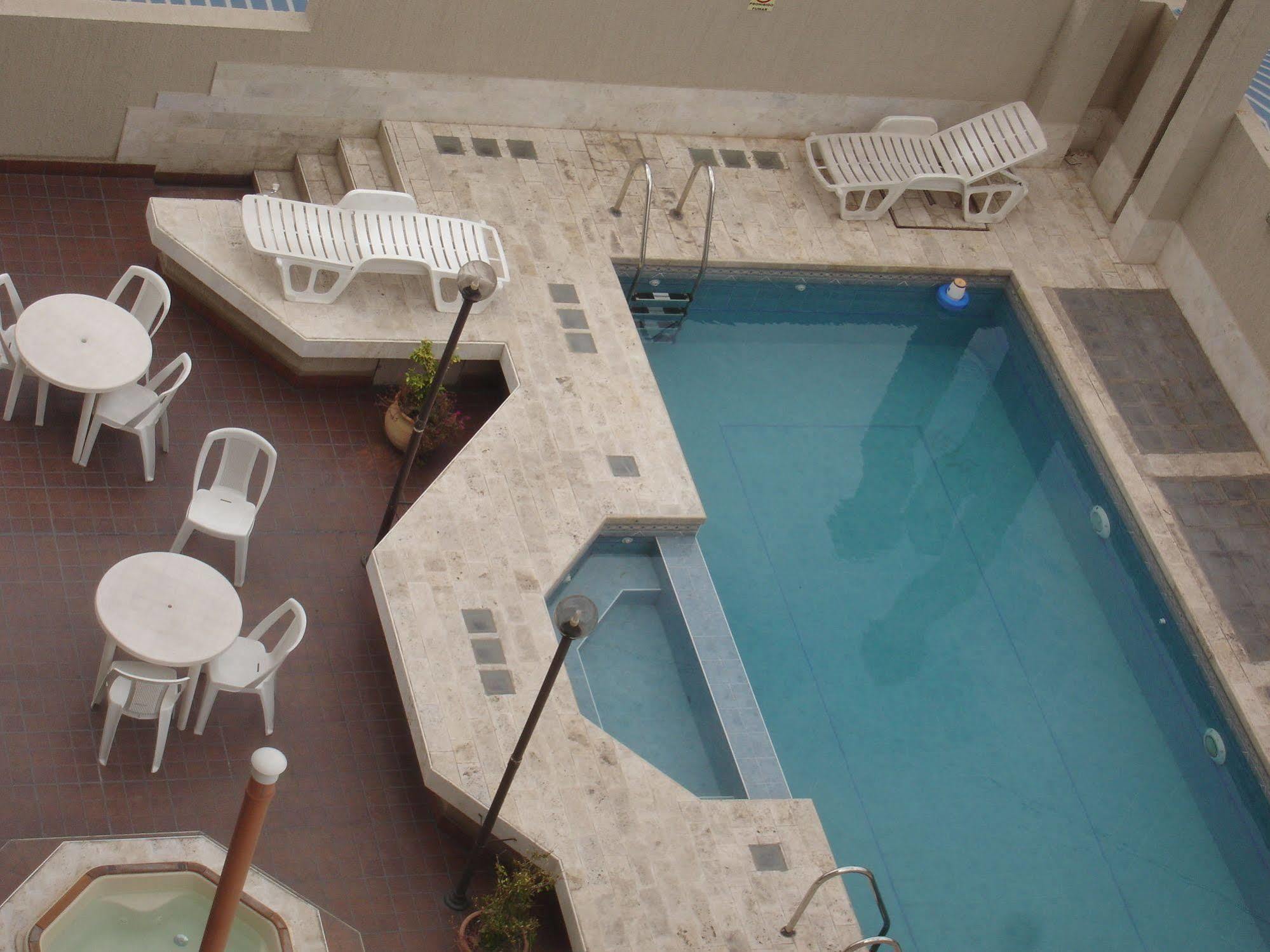 Altezza Apart Suites Mendoza Exterior photo